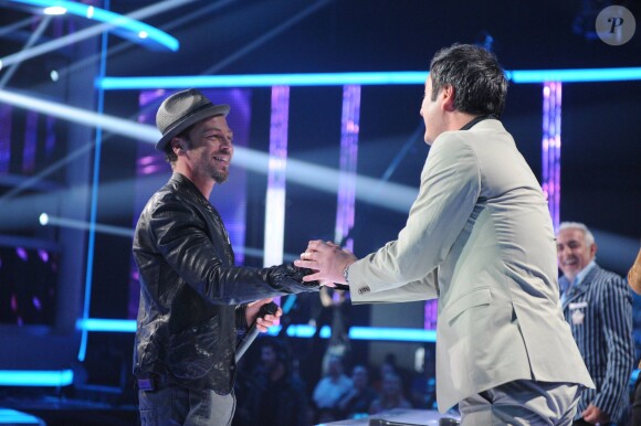 Christophe Maé et Olivier Schultheis sur le plateau de X-Factor, Paris le 7 juin 2011.