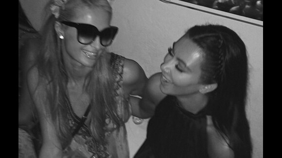 Kim Kardashian et Paris Hilton : Retrouvailles nocturnes pour les ex-BFF