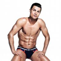Cristiano Ronaldo : En boxer pour CR7, ses attributs retouchés sur Photoshop ?