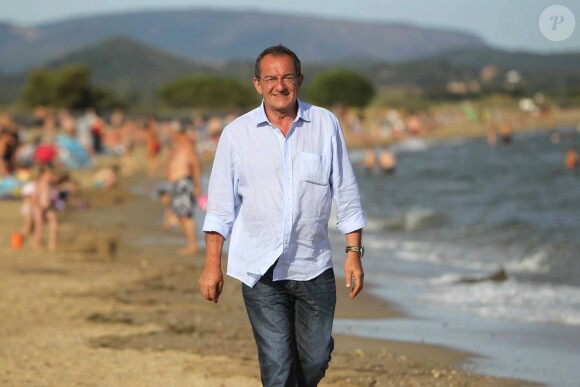 Exclusif - Rencontre avec Jean-Pierre Pernaut à Hyères, à l'occasion de la tournée de "Danse avec les stars" sur la plage des Salins. Le 19 juillet 2014.