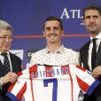 Antoine Griezmann a été présenté comme nouvelle recrue de l'Atletico Madrid le 31 juillet 2014 au stade Vicente Calderon
