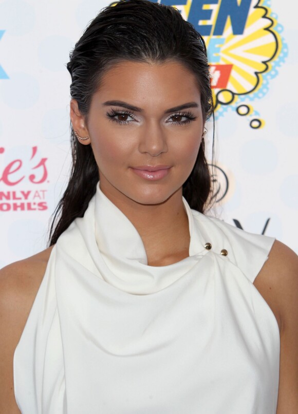Kendall Jenner - Cérémonie des Teen Choice Awards à Los Angeles, le 10 août 2014. La jeune femme de 18 ans serait en couple avec le joueur de basket Chandler Parsons