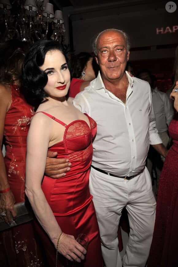 Dita von Teese et Fawaz Gruosi célèbrent les 62 ans du fondateur de de Grisogono au Billionaire. Porto Cervo, le 8 août 2014.