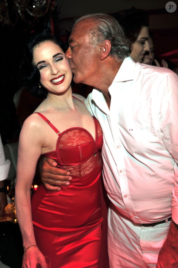 Dita von Teese et Fawaz Gruosi célèbrent les 62 ans du fondateur de de Grisogono au Billionaire. Porto Cervo, le 8 août 2014.