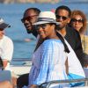LeBron James et sa femme Savannah Brinson, enceinte, en vacances à Mykonos. Le 15 août 2014.