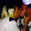 Julien Bert officialise sa relation amoureuse avec Aurélie Dotremont sur son compte Twitter. Août 2014.