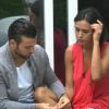 Aymeric se lance dans une émouvante déclaration d'amitié à Leïla, dans Secret Story 8, le mercredi 27 août 2014.