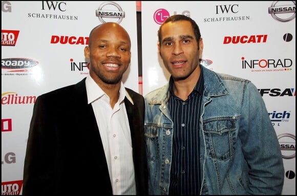 Jean-Alain Boumsong et Richard Dacoury le 21 mars 2006 à Paris.