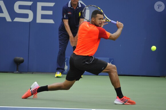 Jo-Wilfried Tsonga lors de son troisième tour de l'US Open face à Pablo Carreno Busta à l'USTA Billie Jean King National Tennis Center de New York le 30 août 2014