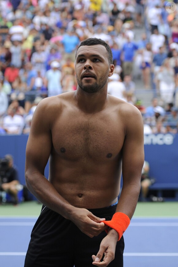 Jo-Wilfried Tsonga lors de son troisième tour de l'US Open face à Pablo Carreno Busta à l'USTA Billie Jean King National Tennis Center de New York le 30 août 2014