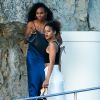 Rihanna quitte le Cap-Eden-Roc et retourne à bord de son yacht. Antibes, le 3 septembre 2014.