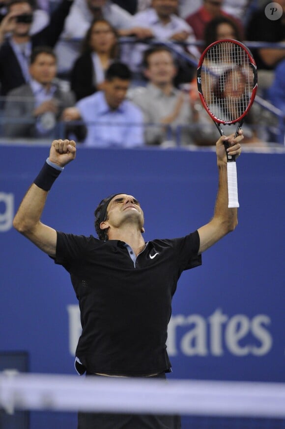 Roger Federer lors de son quart de finale face à Gaël Monfils à l'US Open, à l'USTA Billie Jean King National Tennis Center de New York, le 4 septembre 2014