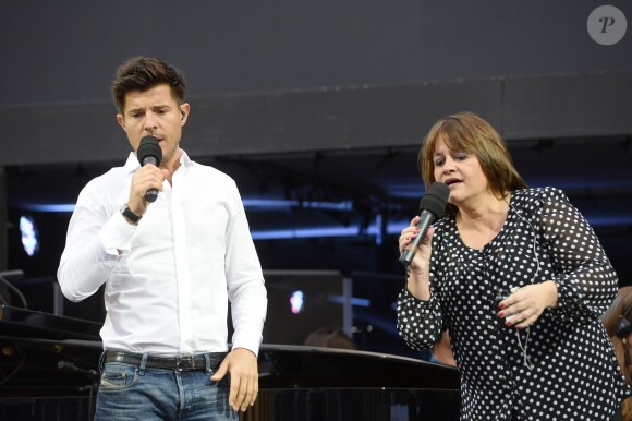 Vincent Niclo et Lisa Angell - Soirée "Claude Lelouch en musique" dans la cour d'honneur des Invalides à Paris le 6 septembre 2014