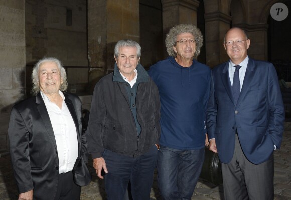 Francis Lai, Claude Lelouch, Elie Chouraqui et Rémy Pflimlin - Soirée "Claude Lelouch en musique" dans la cour d'honneur des Invalides à Paris le 6 septembre 2014. Les scènes mythiques des films de Claude Lelouch sur les plus belles musiques de Francis Lai.