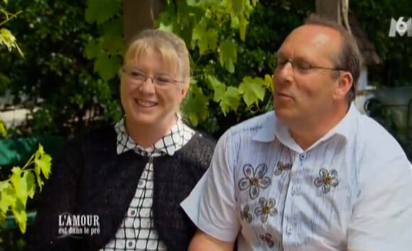 L'agriculteur Thierry est aujourd'hui amoureux de Véronique - "L'amour est dans le pré 2014" sur M6. Première partie du bilan. Le 8 septembre 2014.