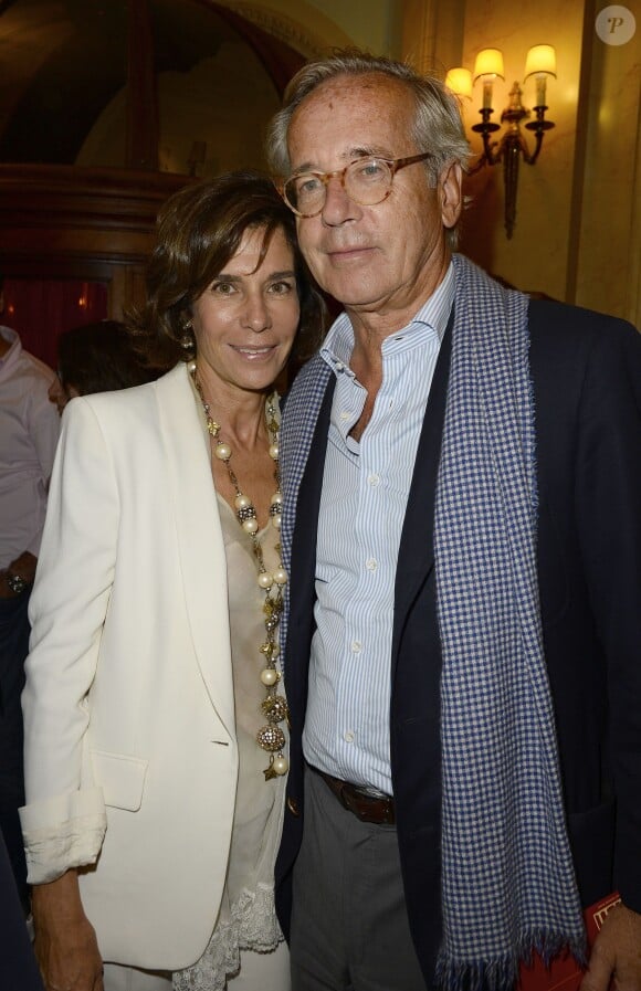 Christine Orban et son mari Olivier lors de la générale de la pièce "Un dîner d'adieu" au Théâtre Edouard Vll à Paris le 15 septembre 2014