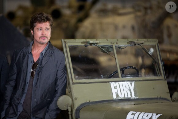 Brad Pitt pendant un photocall pour le film Fury au Tank Museum, Bovington, Dorset, le 28 août 2014.