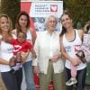 Francine Leca (fondatrice de Mécénat Chirurgie Cardiaque), Aurélie Vaneck, Juliette Chêne, Adeline Blondieau et sa fille Wilona et le petit Jovani, lors des Yogis du coeur, à l'Orangerie du Château de Versailles le 21 septembre 2014.