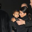  Kim Kardashian et sa fille North - Arriv&eacute;e des people au d&eacute;fil&eacute; Balenciaga pr&ecirc;t-&agrave;-porter collection Printemps-Et&eacute; 2015 lors de la Fashion Week &agrave; Paris, le 24 septembre 2014.&nbsp; 