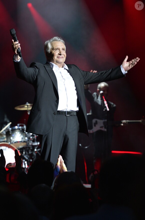 Michel Sardou en concert a l'Olympia à Paris le 7 juin 2013.