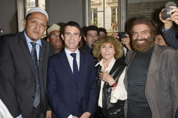 Hassen Chalghoumi, Manuel Valls, Clara et Marek Halter - Soirée du nouvel an juif chez Marek Halter à Paris le 28 septembre 2014.