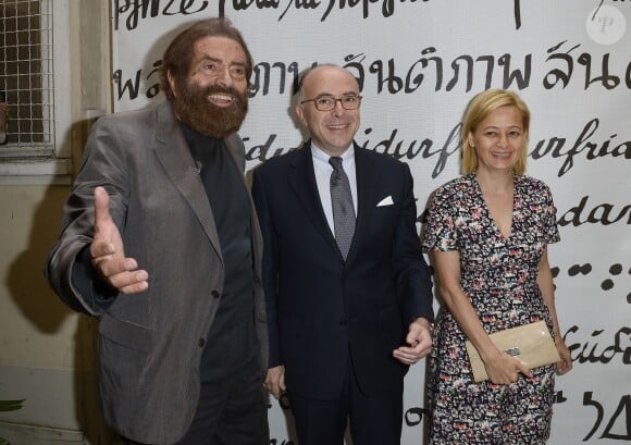Marek Halter, Bernard Cazeneuve et sa femme - Soirée du nouvel an juif chez Marek Halter à Paris le 28 septembre 2014.