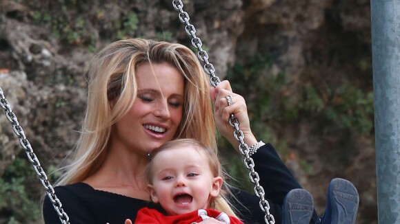 Michelle Hunziker, enceinte : Sublime maman avec son adorable petite Sole