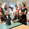 Bernadette Chirac et Mireille Darc lors du lancement de la 18ème opération "+ de Vie" au service de gériatrie du centre hospitalier Charles Foix à Ivry-sur-Seine, le 1er octobre 2014.