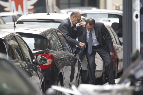 Jacques Chirac a déjeuné au restaurant "Le père Claude" avec sa femme Bernadette et sa fille Claude à Paris le 4 octobre 2014.