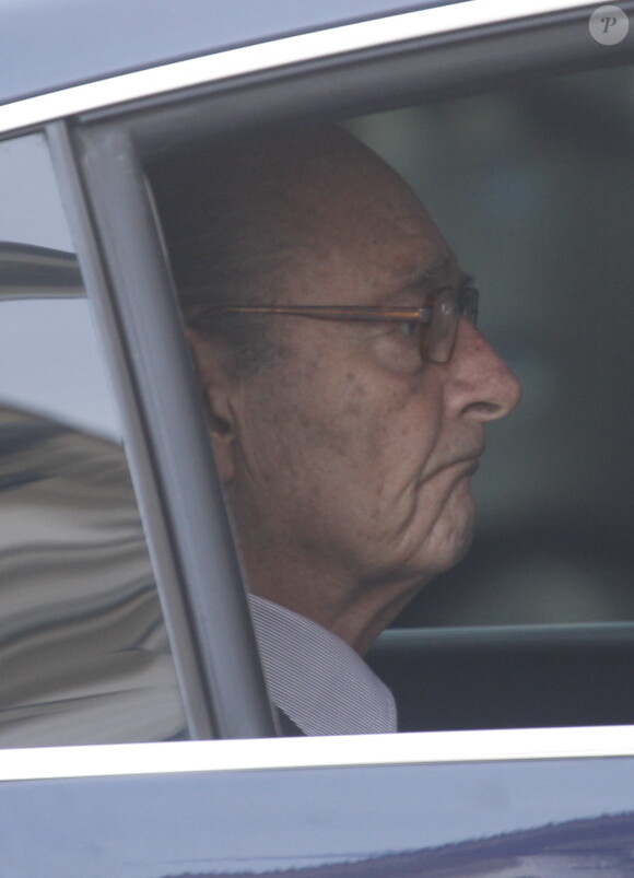 Jacques Chirac a déjeuné au restaurant "Le père Claude" avec sa femme Bernadette et sa fille Claude à Paris le 4 octobre 2014.