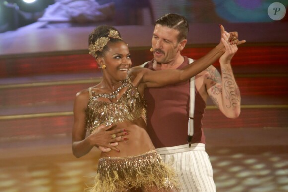 Vincent Candela et R. Elle Niane dans la version italienne de "Danse avec les stars" - octobre 2014