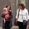 Jamie Dornan arrive avec sa femme Amelia Warner et leur bébé à Vancouver le 11 octobre 2014.