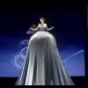 La chanteuse Alizée dans le clip de Tendre rêve de Cendrillon pour l'album We Love Disney 2