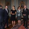 La princesse Victoria et le prince Daniel avec la reine Silvia et le roi Carl XVI Gustaf de Suède le 14 octobre 2014 au palais royal à Stockholm pour le déjeuner d'adieu au gouvernement sortant de l'ex-Premier ministre Fredrik Reinfeldt.