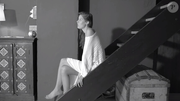 Fanny Leeb (The Voice 2) dévoile le clip de sa nouvelle chanson "Gravity".