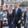 La reine Letizia, le roi Felipe VI et la reine Sofia d'Espagne sont arrivés ensemble pour la cérémonie de remise des prix Prince des Asturies à Oviedo, le 24 octobre 2014.