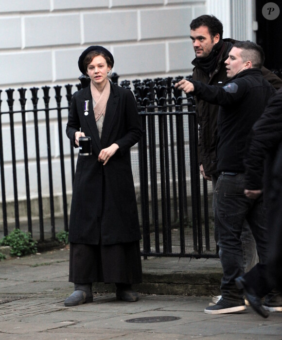 Carey Mulligan sur le tournage de "Suffragette" à Londres le 25 mars 2014.