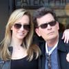 Exclusif - Charlie Sheen et sa future femme Brett Rossi à Paris, le 17 avril 2014.