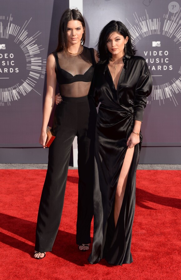 Kendall Jenner et Kylie Jenner - Cérémonie des MTV Video Music Awards à Inglewood. Le 24 août 2014 