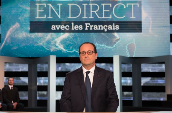 François Hollande sur le plateau de l'émission En direct avec les Français sur TF1 à Aubervilliers, le 6 novembre 2014