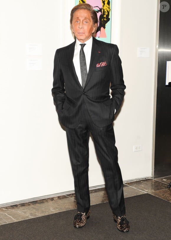 Valentino Garavani assiste au dîner de lancement de son nouveau livre, Valentino: At the Emperor's Table, à la maison d'enchères Christie's. New York, le 8 novembre 2014.