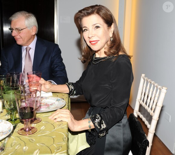 La princesse Firyal de Jordanie assiste au dîner de lancement du livre Valentino: At the Emperor's Table à la maison d'enchères Christie's. New York, le 8 novembre 2014.