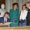 Le roi Felipe VI et la reine Letizia d'Espagne ont rendu une visite officielle au roi Philippe et à la reine Mathilde à Bruxelles, en Belgique, le 12 novembre 2014.