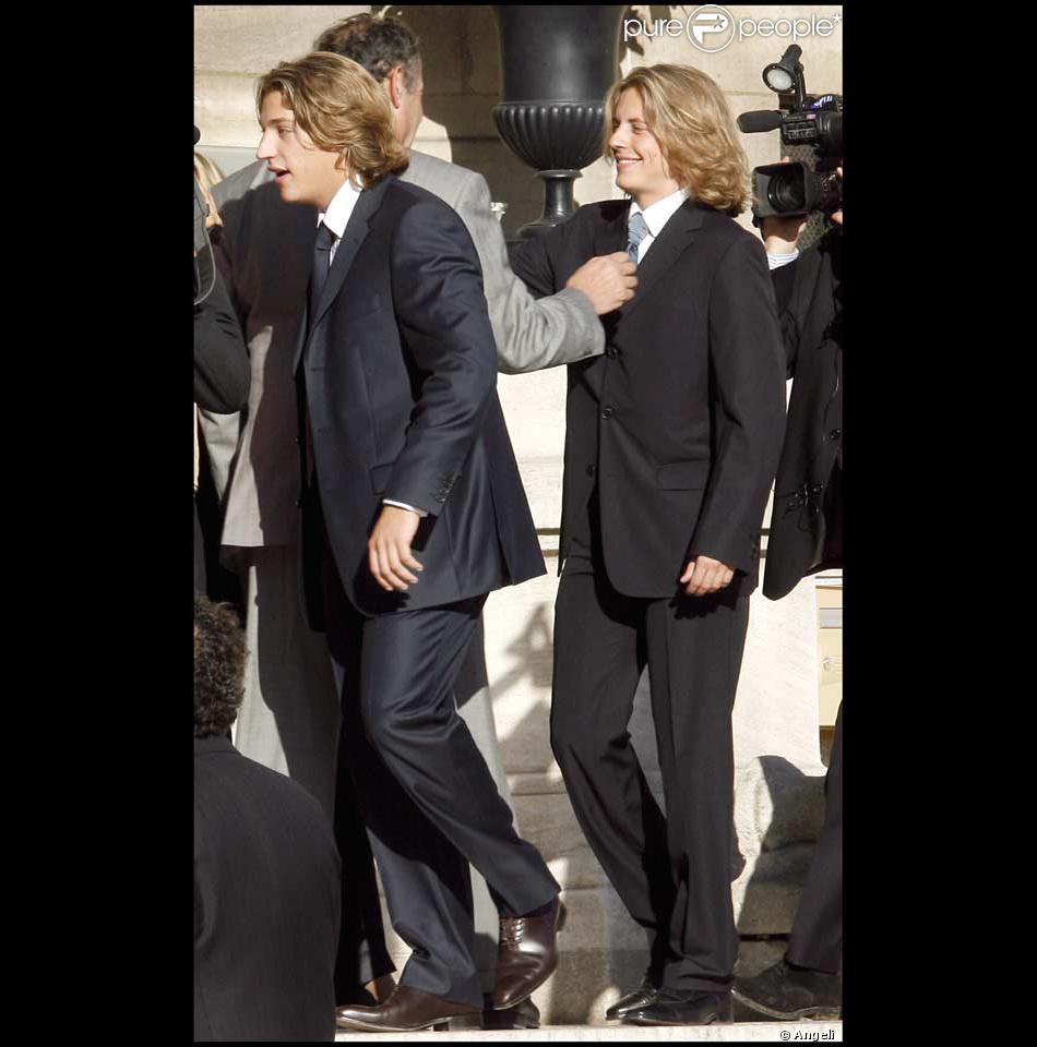 Le mariage de Jean Sarkozy : le marié et son frère Pierre ...