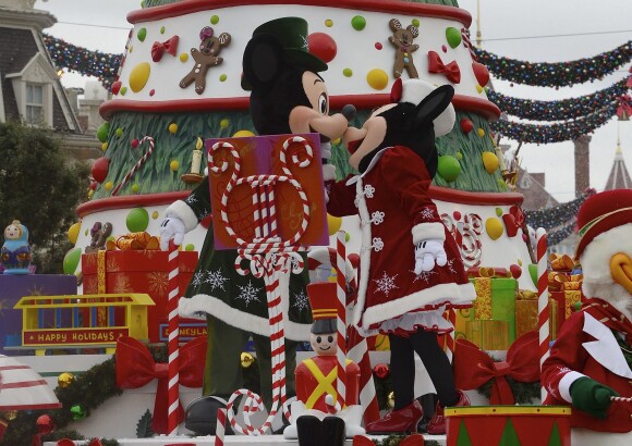 Disneyland Paris lance les festivités de Noël le 9 novembre 2014.