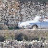 Exclusif - Brad Pitt et Angelina Jolie, dans une Citroën DS décapotable, pendant le tournage de "By the sea" sur l'île de Gozo à Malte le 9 novembre 2014.