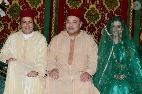 Image du mariage royal du prince Moulay Rachid du Maroc, frère cadet du roi Mohammed VI, et de Lalla Oum Keltoum (née Boufares) le 13 novembre 2014, jour de la cérémonie traditionnelle du henné.