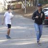 Exclusif - Calista Flockhart emmène son fils Liam à une fête d'anniversaire à Brentwood, le 16 novembre 2014.