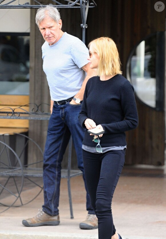 Harrison Ford et sa femme Calista Flockhart fêtent le 50e anniversaire de l'actrice à Brentwood, le 11 novembre 2014.