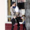 Exclusif - Nicole Richie, son mari Joel Madden et leur fils Sparrow à Los Angeles, le 19 novembre 2014.